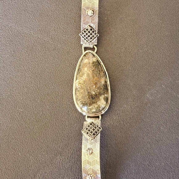 New Seraphinite Silver Bracelet. - Picture 6 of 13